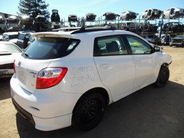 2010 TOYOTA MATRIX S WHITE AWD AT 2.4 Z19596